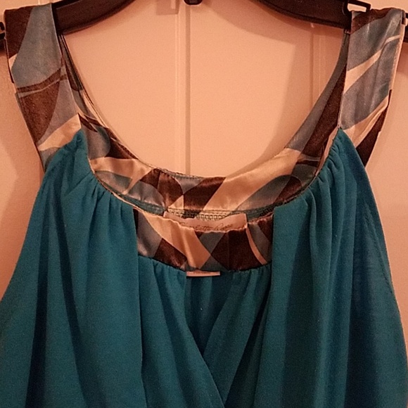 Top - Picture 2 of 5